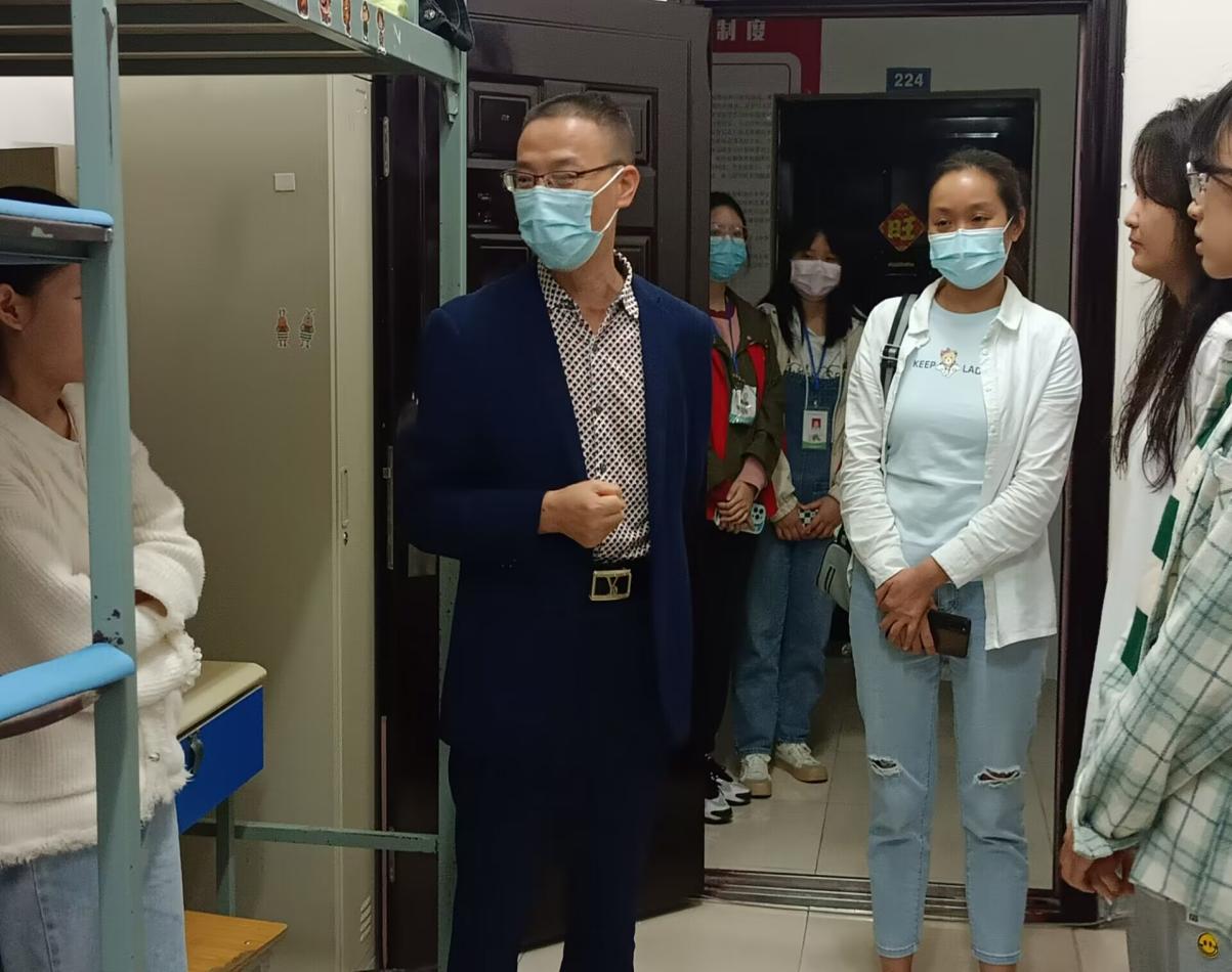 GI_](Q3@A7$RA$VDY4~)_EA